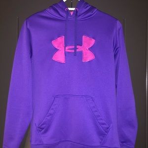 Under Armour sweatshirt